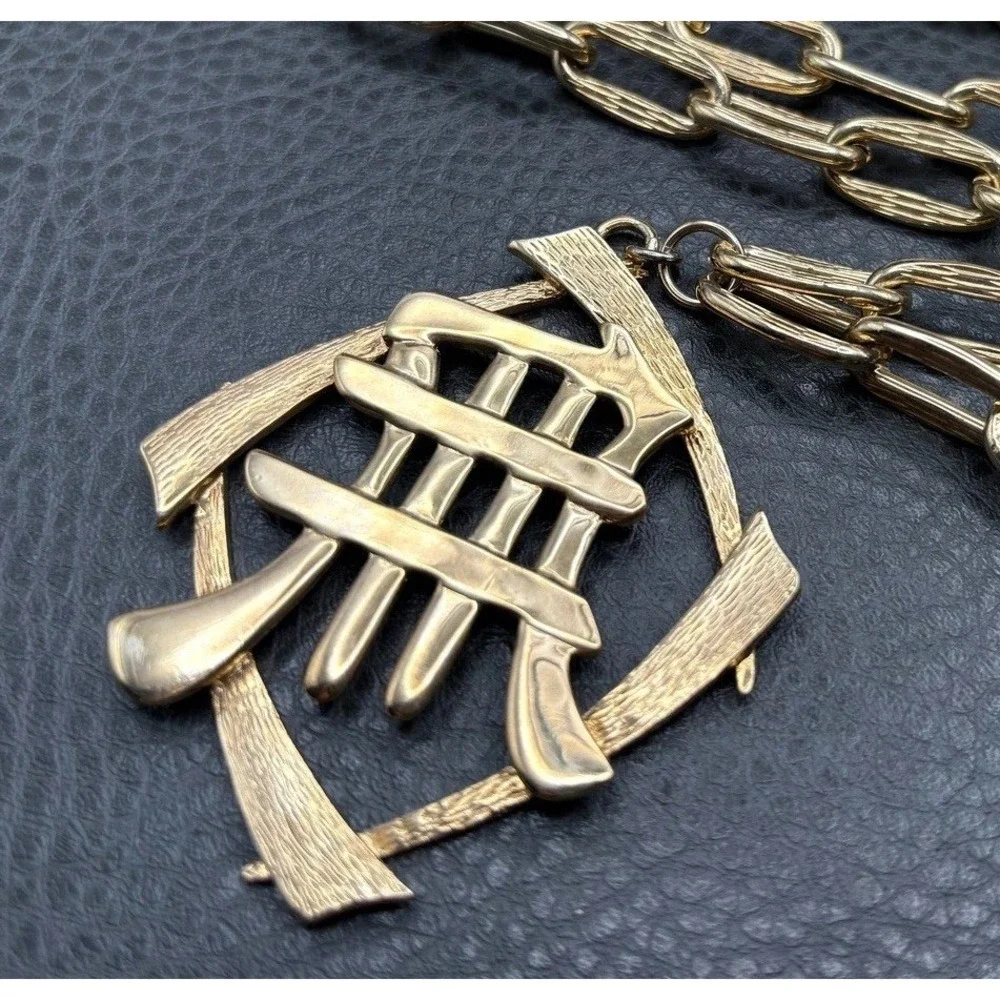 Vintage Asian Character Large Pendant 30